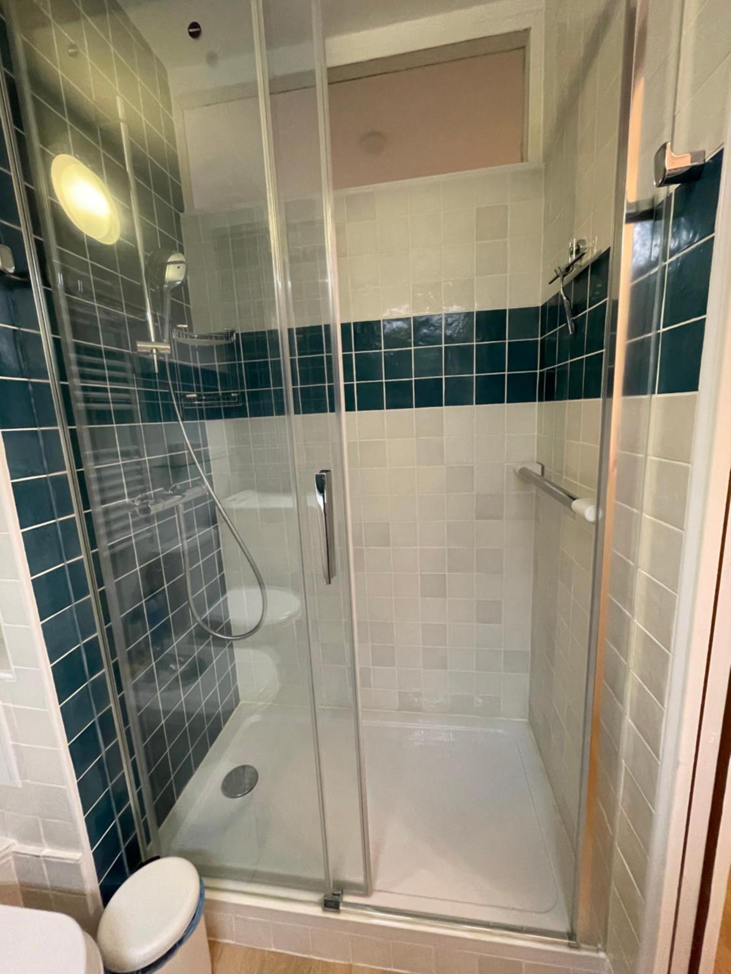 Appartement Bord De Mer Улгат Екстериор снимка